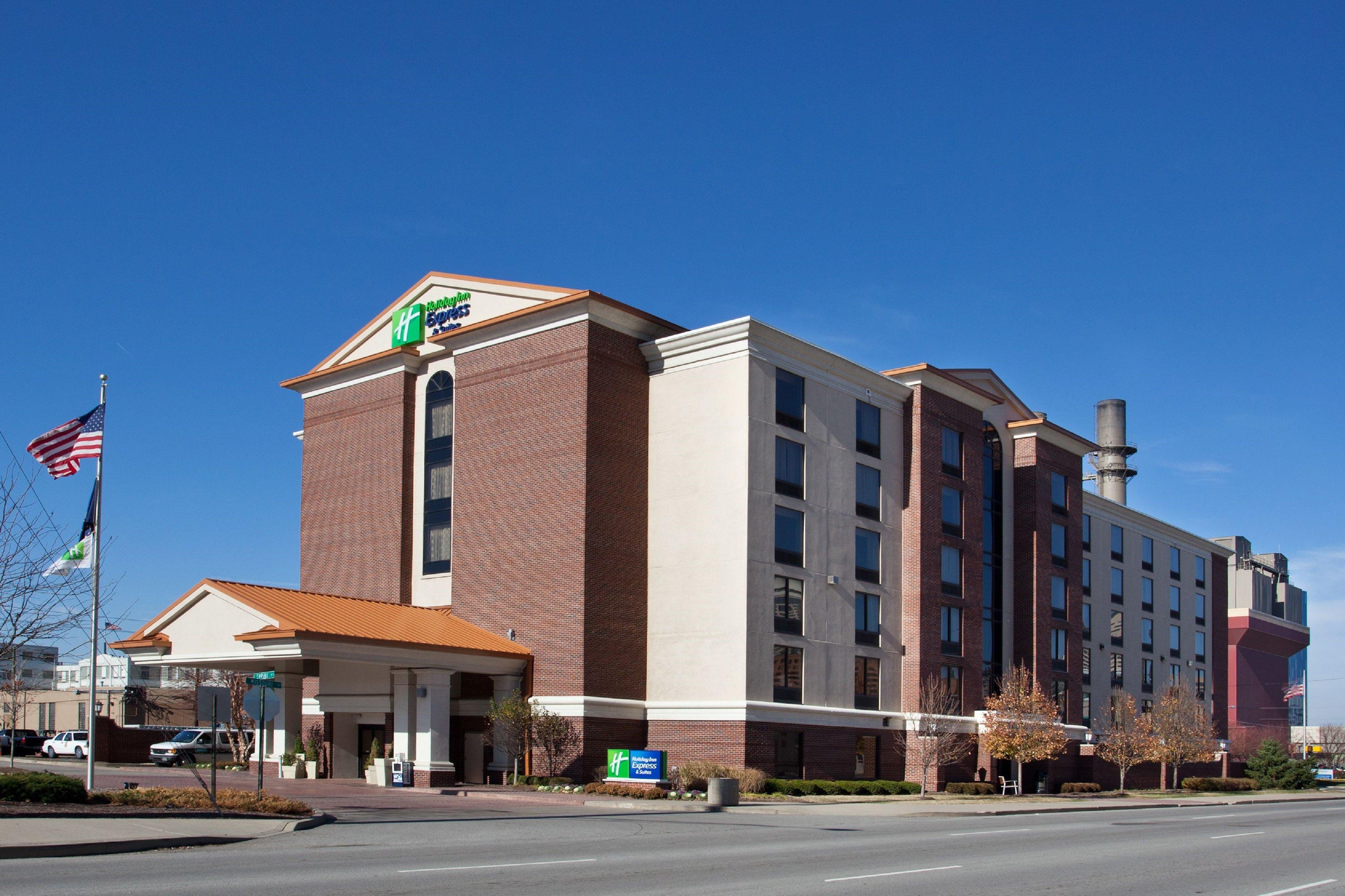 Holiday Inn Express Hotel & Suites Indianapolis Dtn-Conv Ctr By Ihg Esterno foto